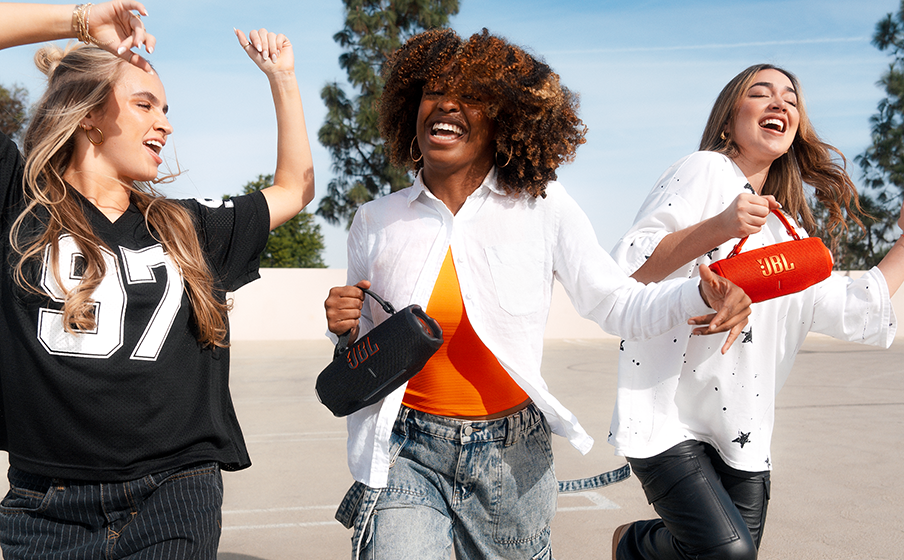 JBL Charge 6 Multi-Lautsprecher-Konnektivität von Auracast™ - Image