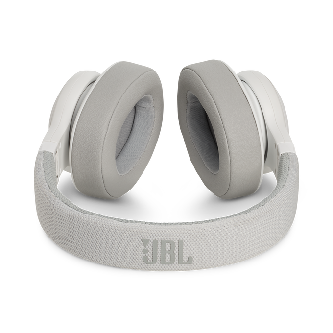 JBL E55BT - White - Wireless over-ear headphones - Detailshot 3 image number null