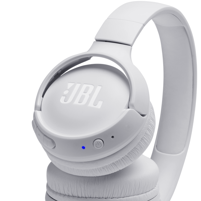 JBL Tune 560BT - White - Wireless on-ear headphones - Detailshot 3 image number null